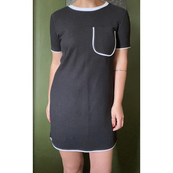 Zara Dresses & Skirts - Zara Pocket T-Shirt Dress Size S Knit Short Sleeve Black with White Trim Modern